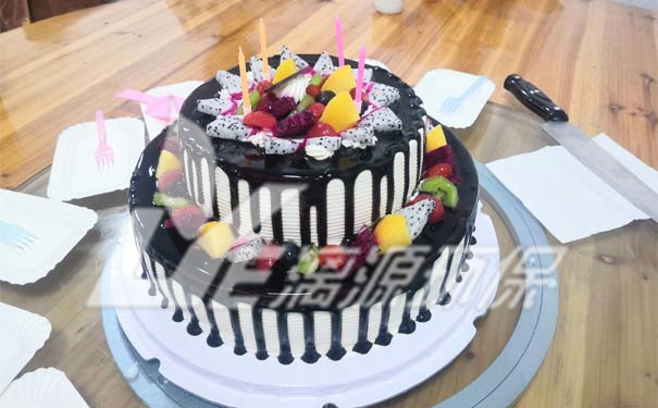 废水处理厂家盛煌环保2021年8月团建活动暨8月生日会