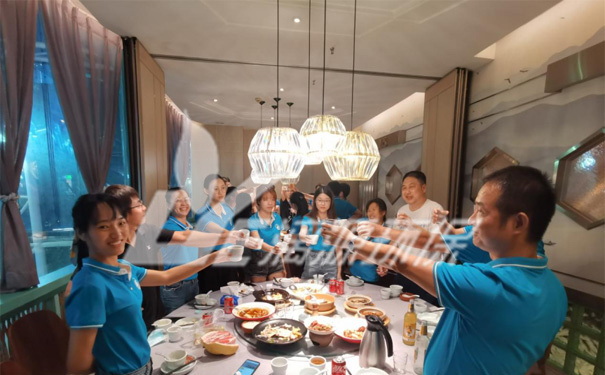 工业废水处理厂家盛煌环保十五周年暨中秋聚餐暨9月生日会