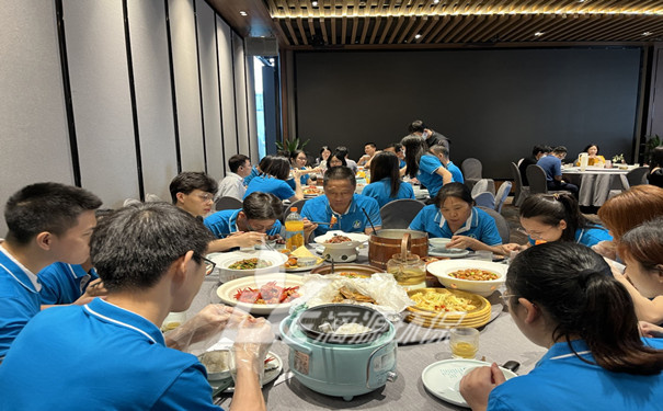 盛煌环保“包粽子大赛”落下帷幕